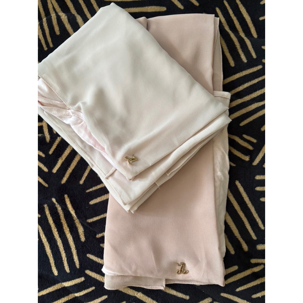 Pashmina Ayu by Ayu Lestari