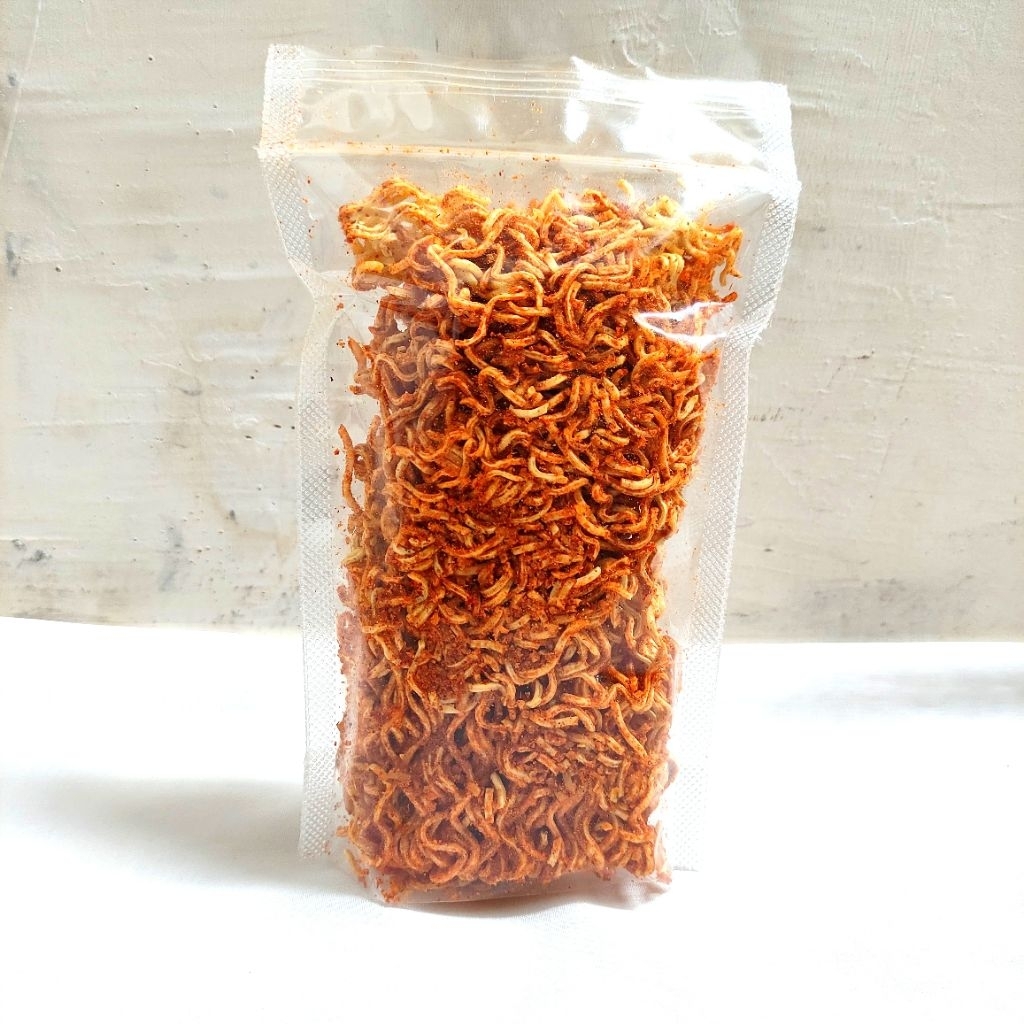 Camilan Mie Kriting Pedas / Mie Keriting / Mie Kering Pedas / Camilan Pedas