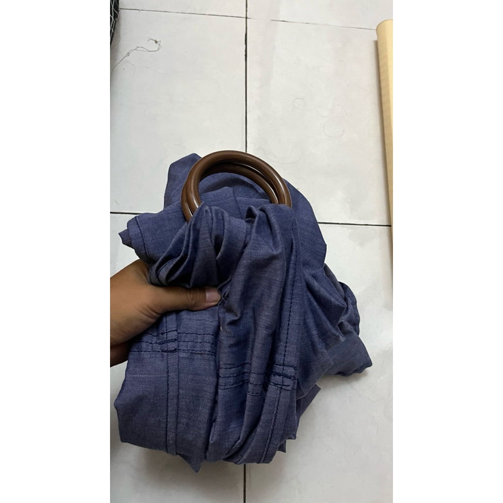 PRELOVED Ringsling Cuddle Me