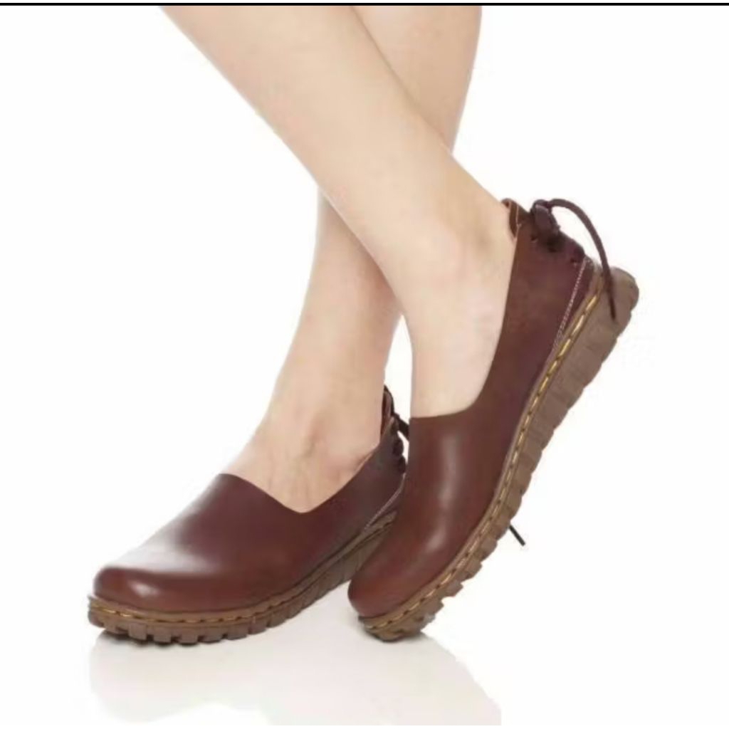 Best Seller Sepatu Casual Slip On Lee Shoes Wanita Bahan Kulit Kode IKB