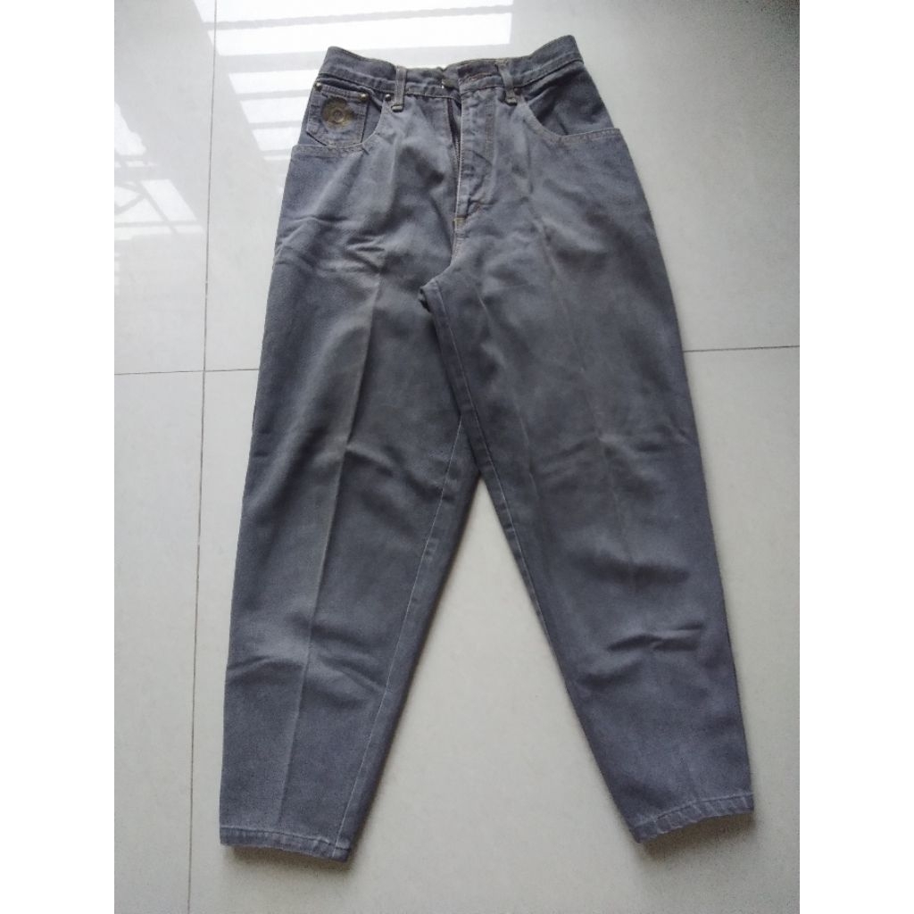 [PRELOVED] BARREL JEANS TIRA