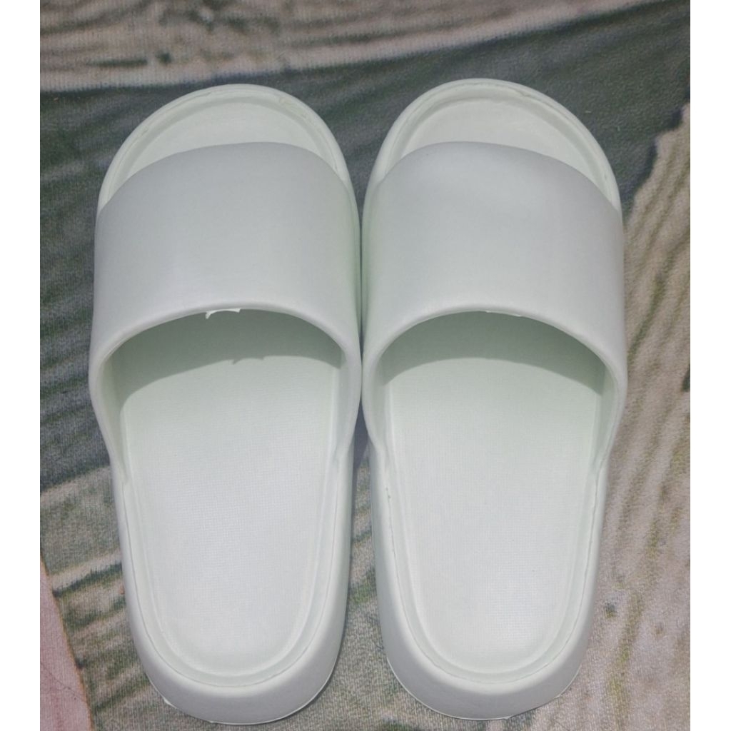 sandal karet wanita hijau mint, anti slip, murah meriah