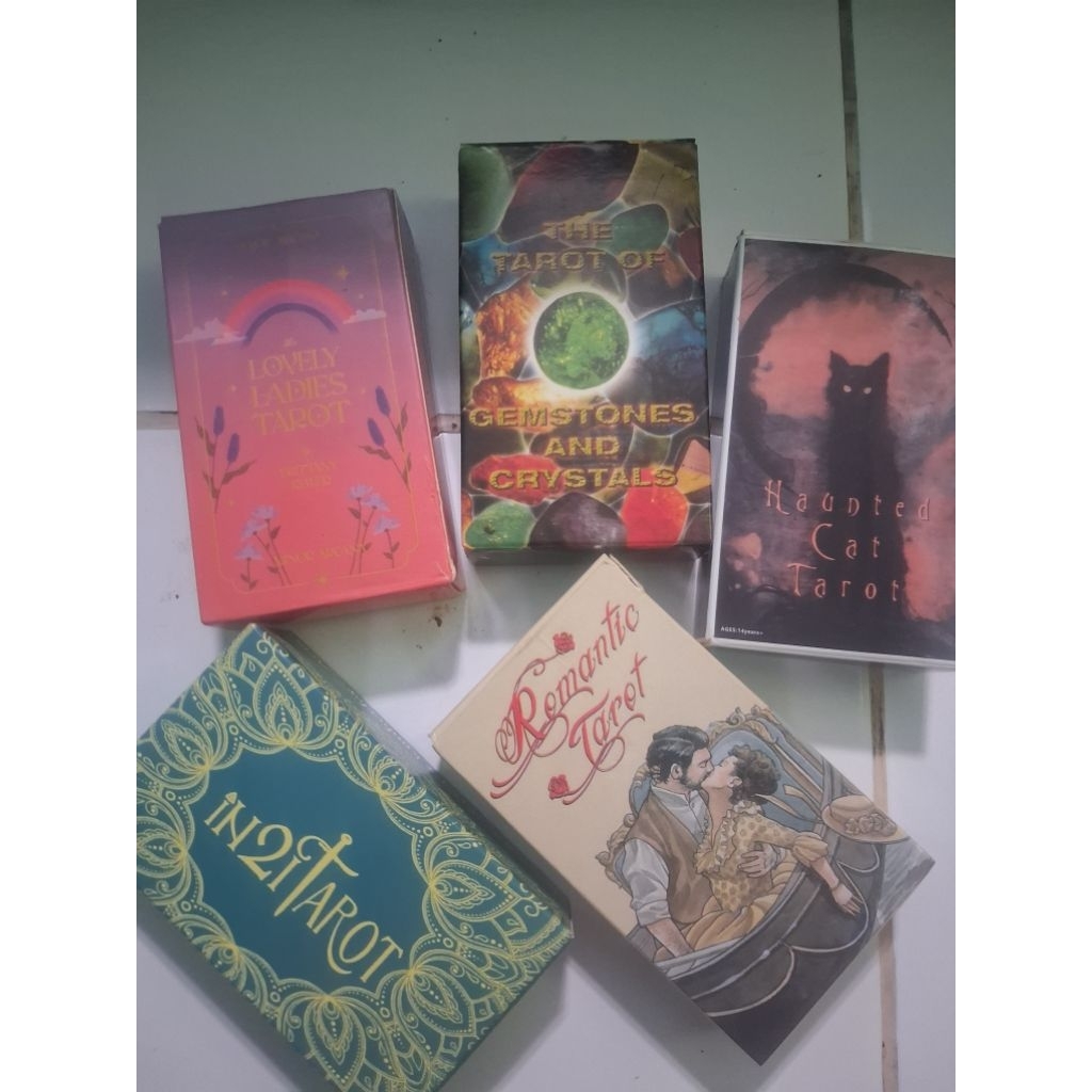 Tarot Preloved Reprint