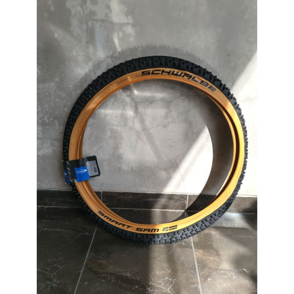 ban luar sepeda mtb 27.5 x 2.25 schwalbe smart sam wired tan wall kuning