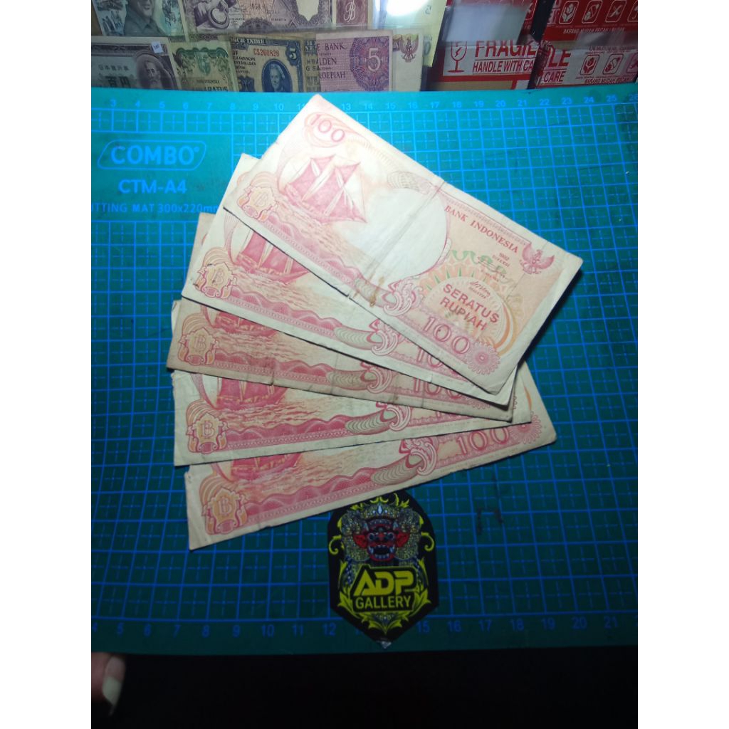 PROMO KOLEKSI MURAH..Paket MURAH Uang kertas kuno Asli indonesia 100Phinisi ,kondisi pernah beredar 