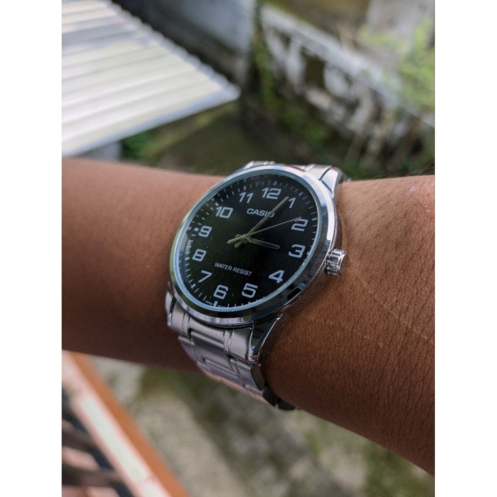 Casio MTP V001D