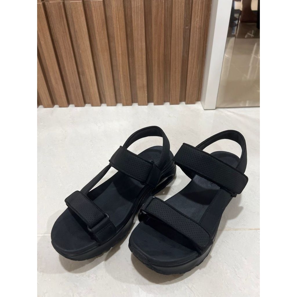 PRELOVED SKECHERS GOGA MAT WANITA