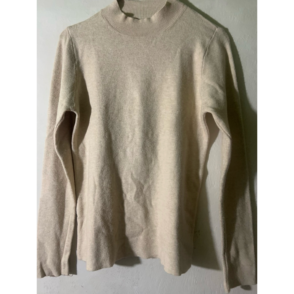 Baju warna cream