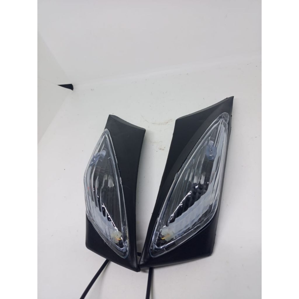 Lampu sein depan sein beat pop alis running