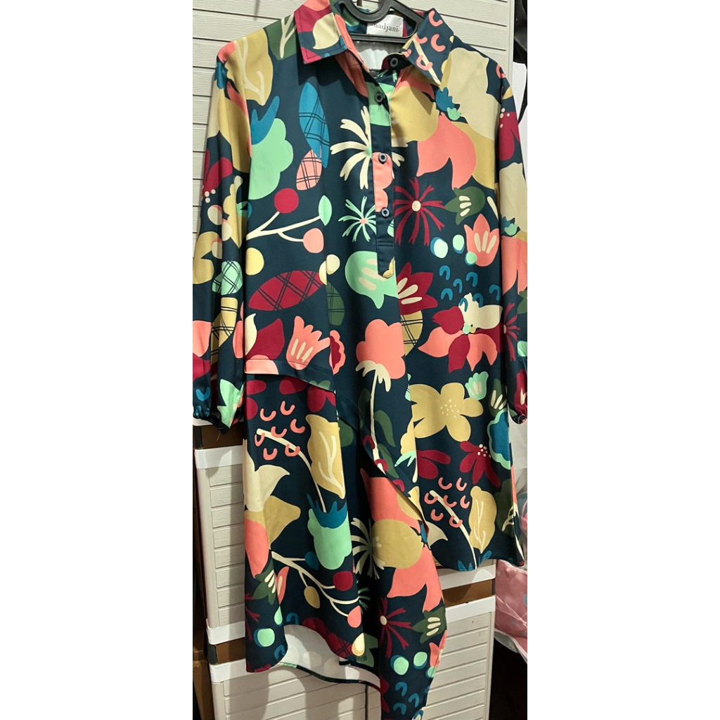 Tunik Blouse Nadjani Preloved Second bukan Bs