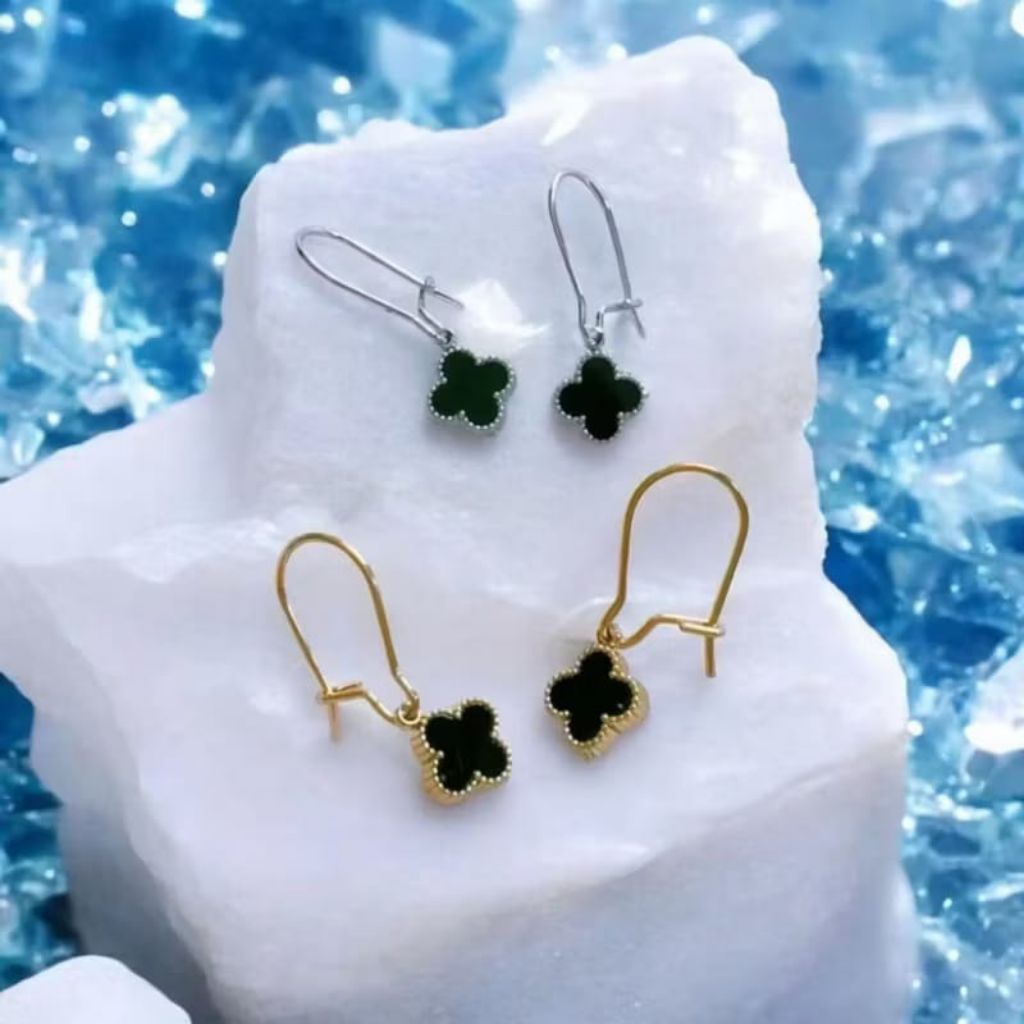 Anting kait gantung bahan titanium anti karat mewah