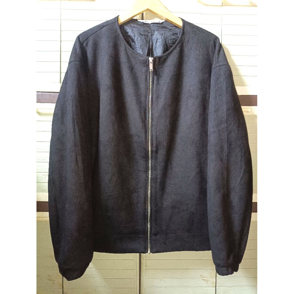Faux Suede Collarless Jacket dari ZARA