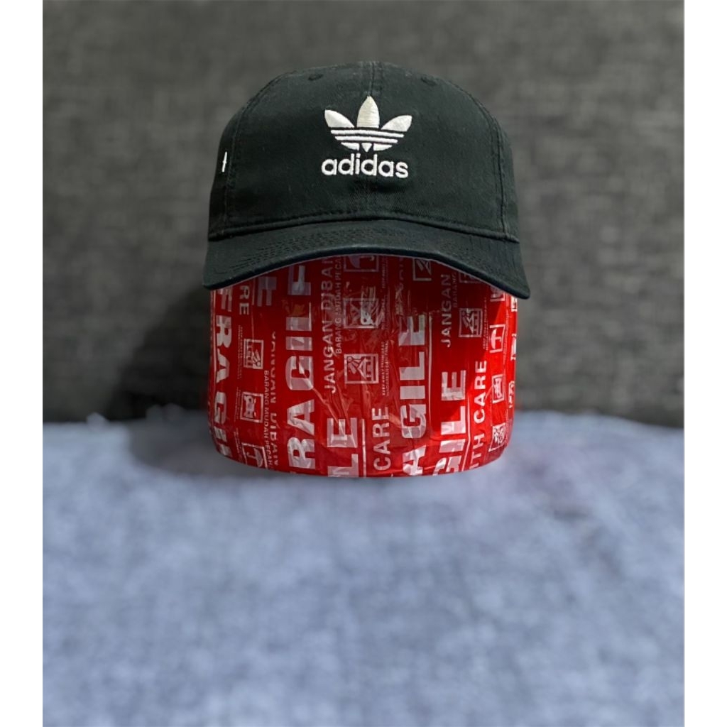 Topi Adidas Originals Trefoil Baseball Cap Black second