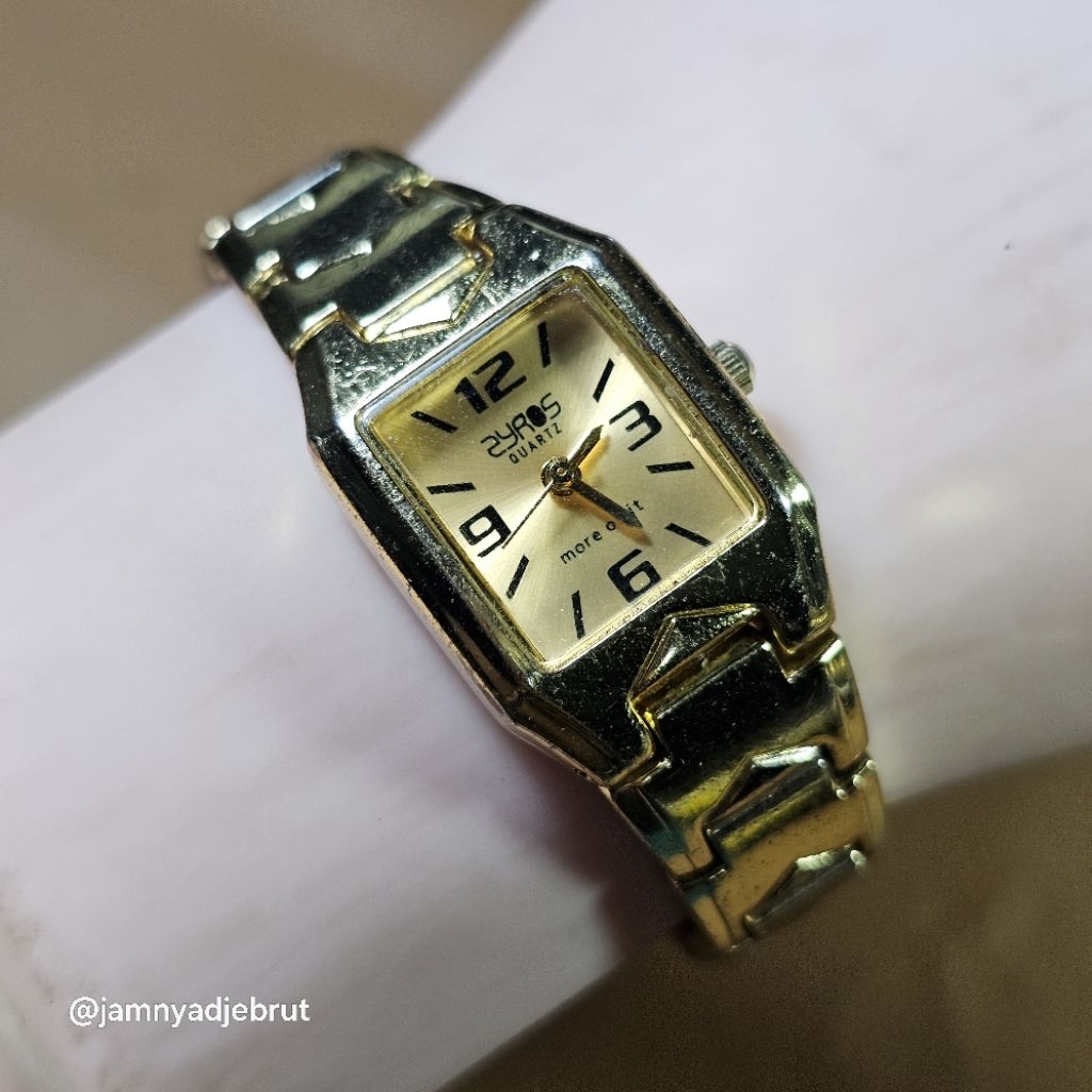 Jam Zyros H089F Rectangular Gold Ladies Bekas