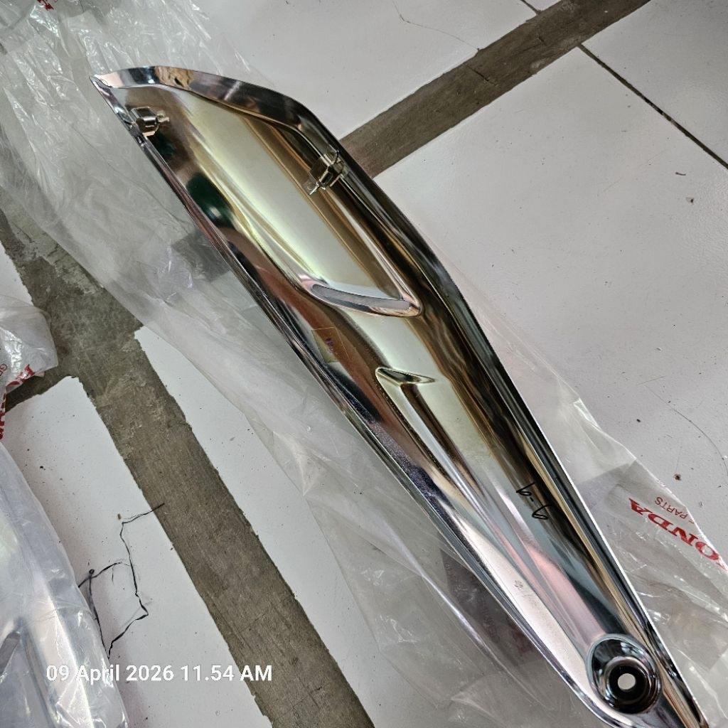 Cover knalpot honda Verza 150. 18311-K18-940