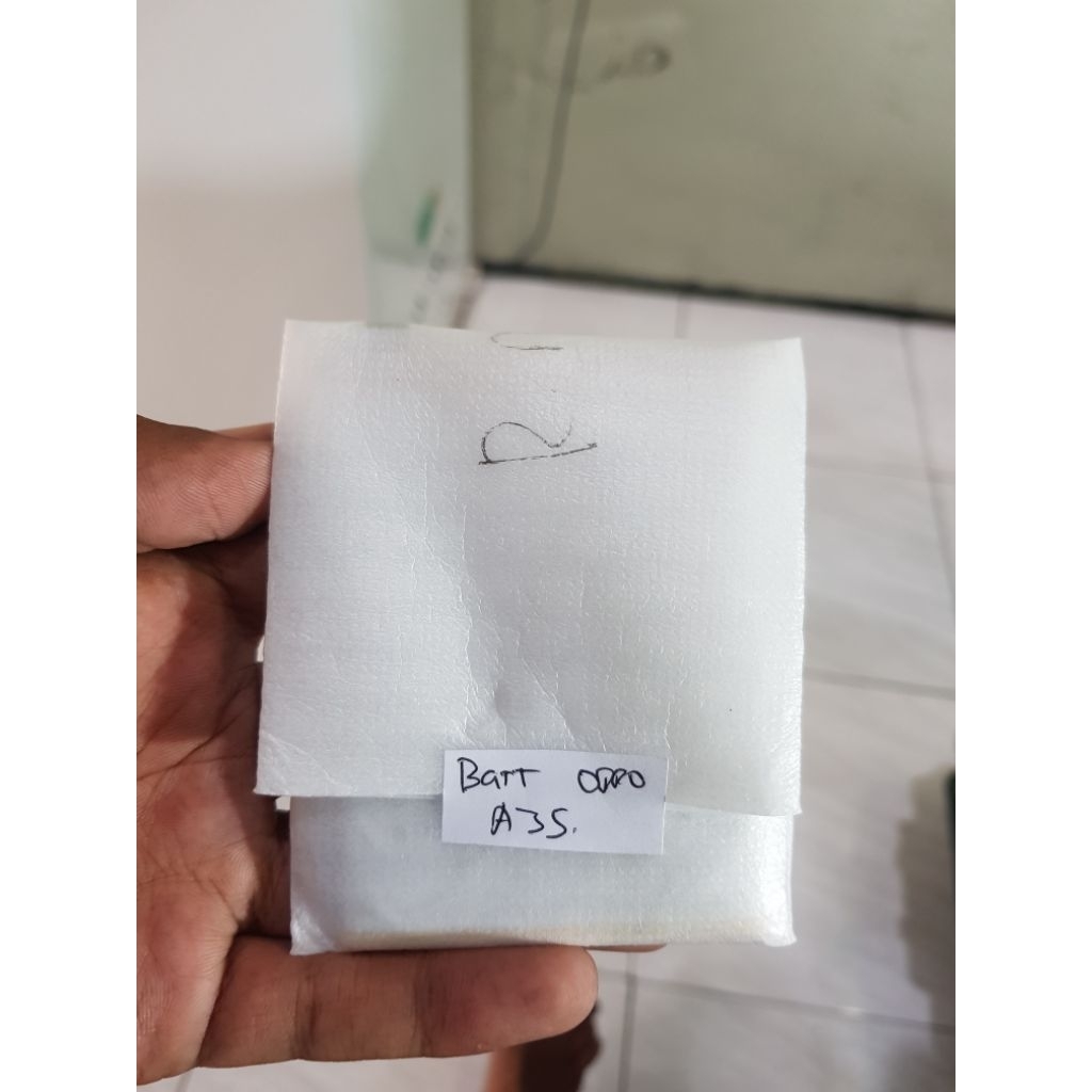 batrai oppo a3s bawaan/copotan. garansi 7 hari