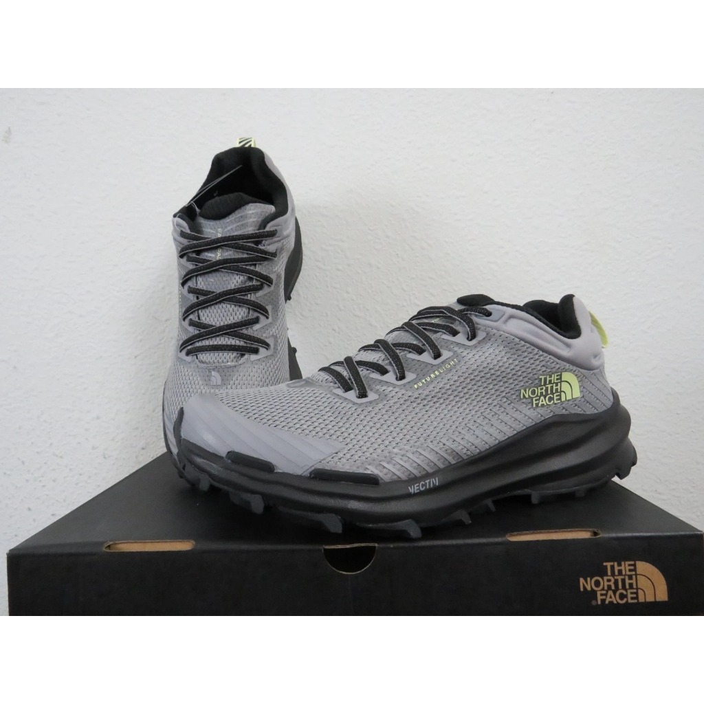 NWT Womens The North Face Vectiv Fastpack Mid Futurelight Shoes