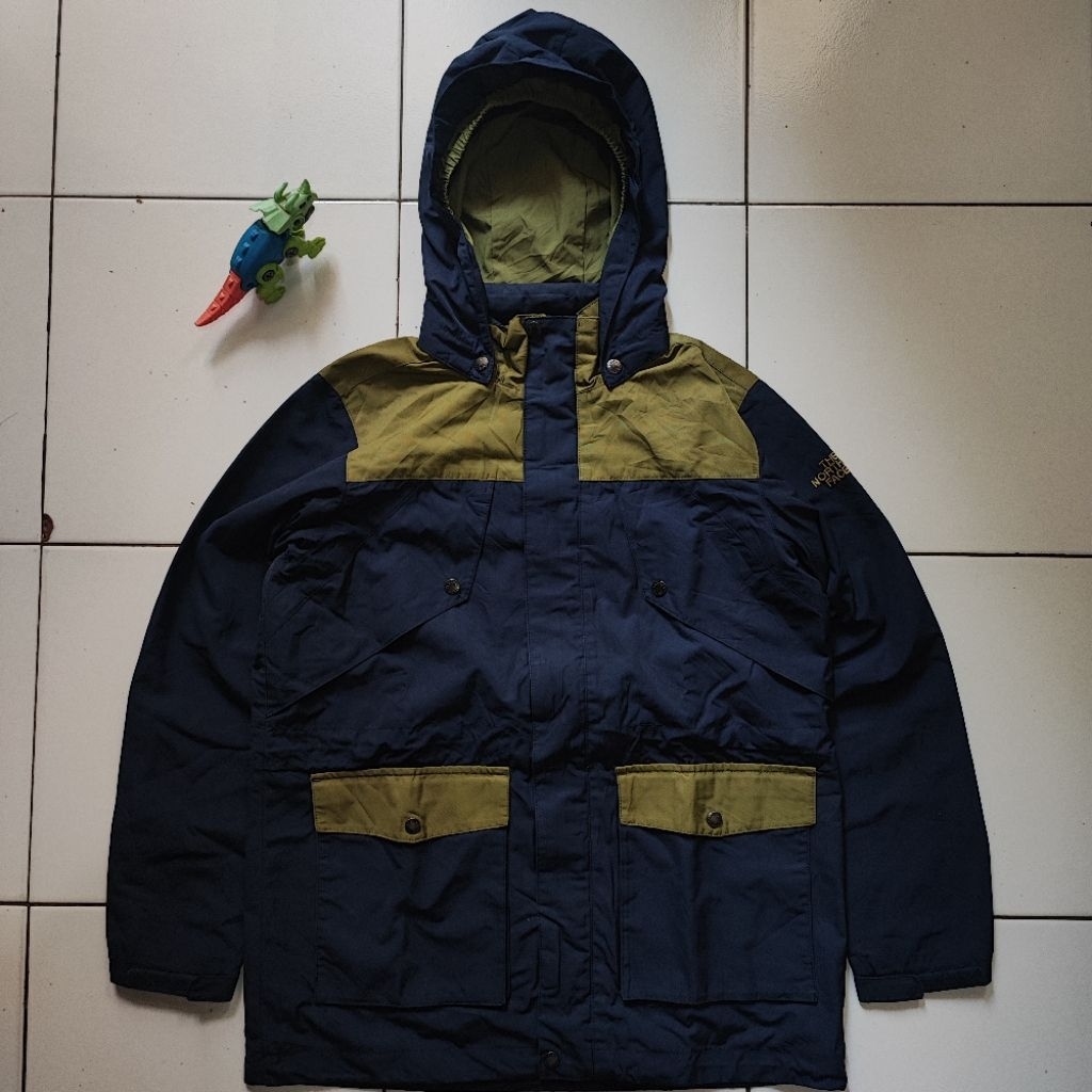 Jaket Outdoor Parka Anak Laki Laki Perempuan Remaja TNF The North Face Original 100% Second Preloved