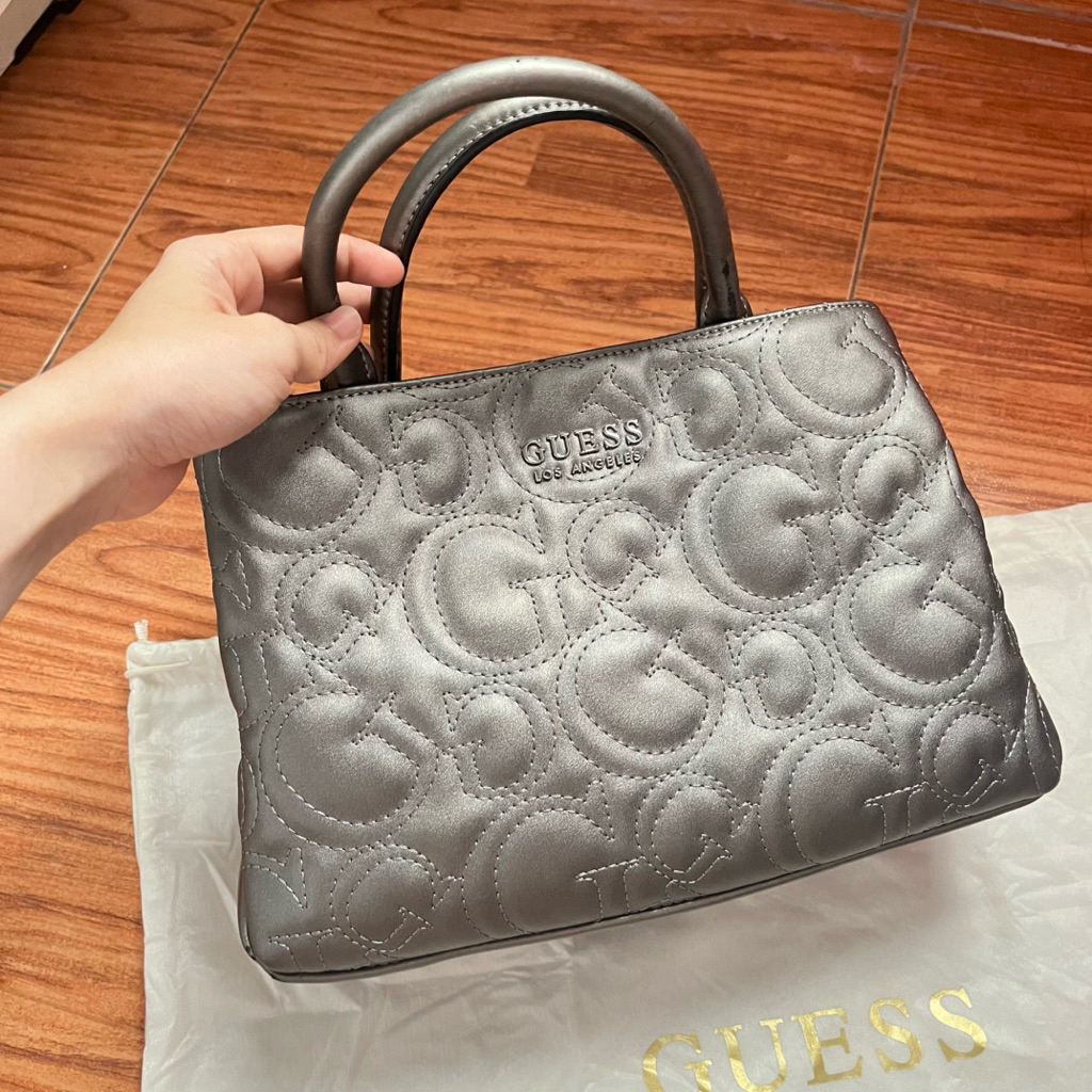 PRELOVED Tas Guess Original Warna Abu Silver Gelap