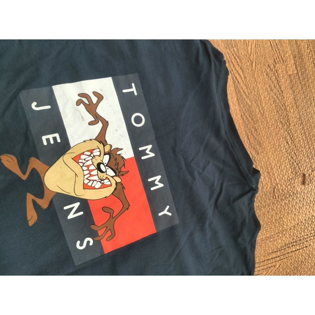 Tommy x Looney Tunes