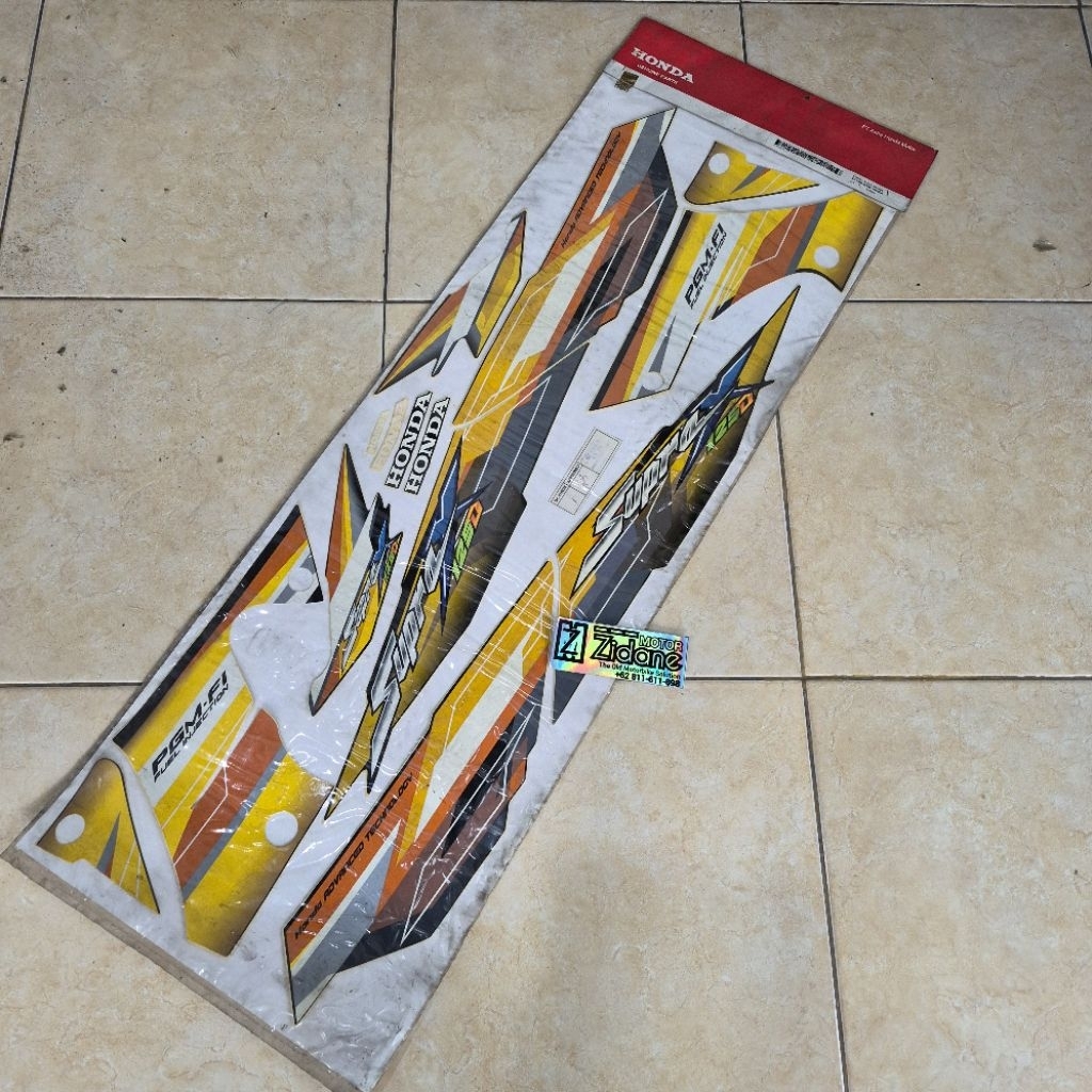 striping stiker les full body orange hitam honda Supra X 125 D X125D otiginal AHM 871X0KTM780ZA