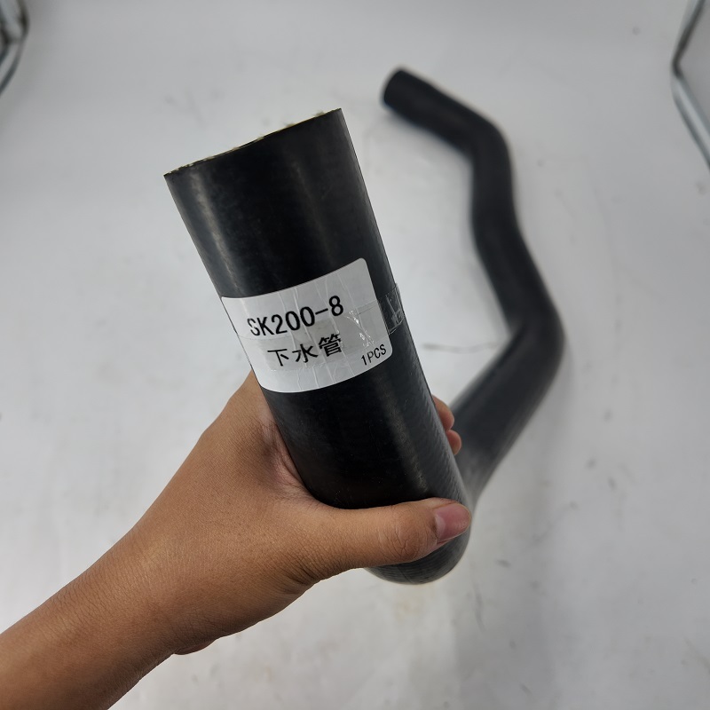 Selang Hose Radiator Bawah Kobelco SK200-8E YN05P01494P1