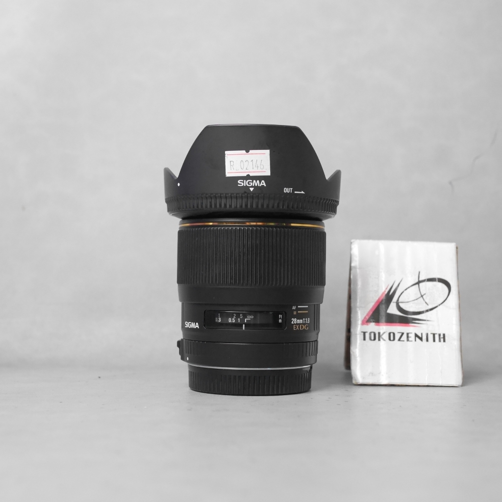 Sigma 28mm f1.8 EX DG Aspherical Macro for Canon EF - Full Frame 6D 5D II III - R02146