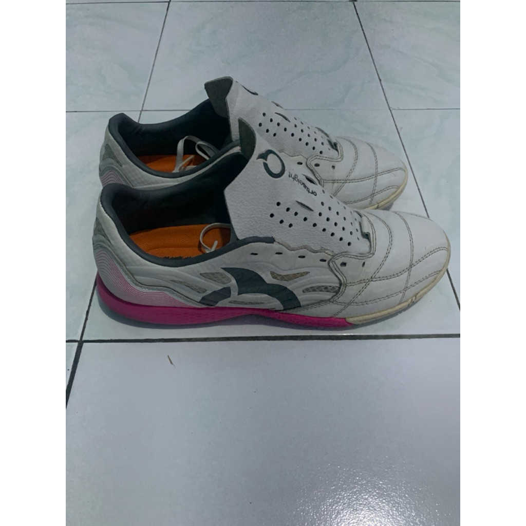 FUTSAL ORTUSEIGHT CATALYST VISION V3 IN K-LEA (SECOND)