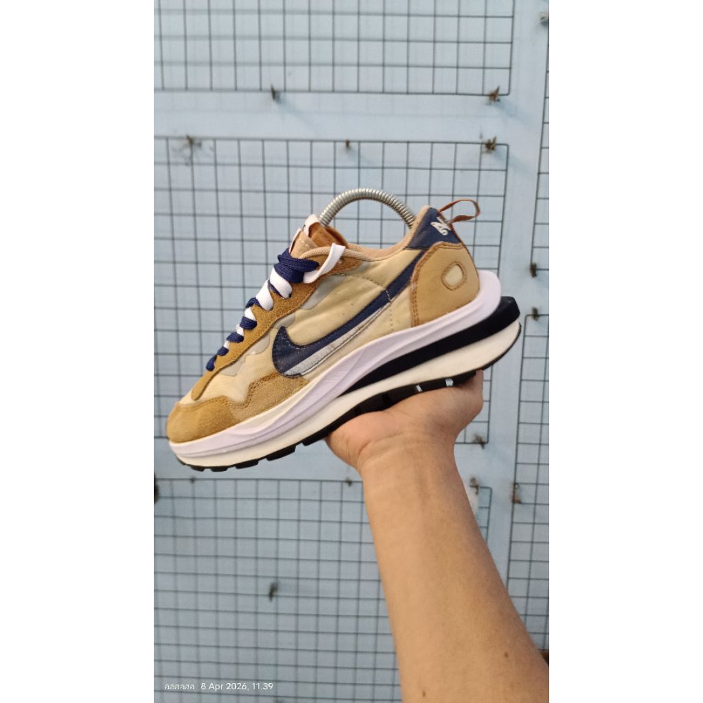 sepatu sneakers second bekas original