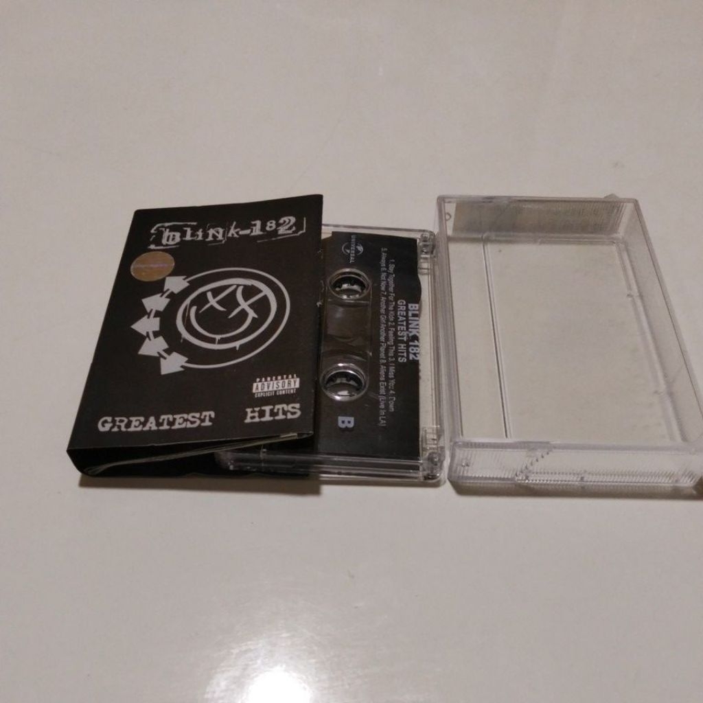 KASET PITA BLINK 182 GREATEST HITS..