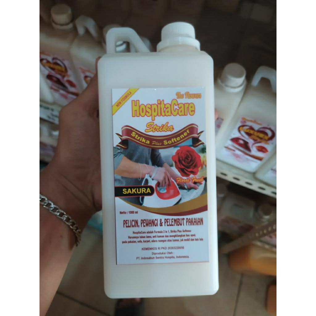PEWANGI SETRIKA LAUNDRY 1 LT || WANGI SAKURA