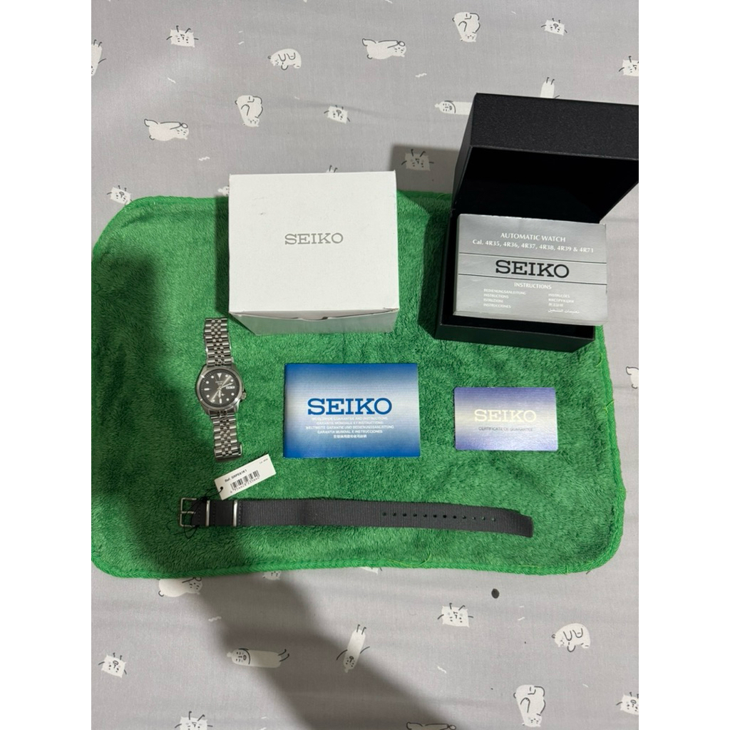 Seiko Dresskx SRPE61K1 (Pembelian sudah termasuk bracelet Miltat Jubilee)