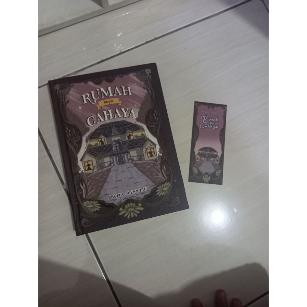 preloved novel rumah tanpa cahaya hardcover