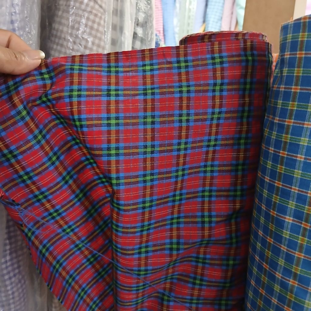 Kain/bahan katun kotak polyester premium seragam sekolah/kain meteran
