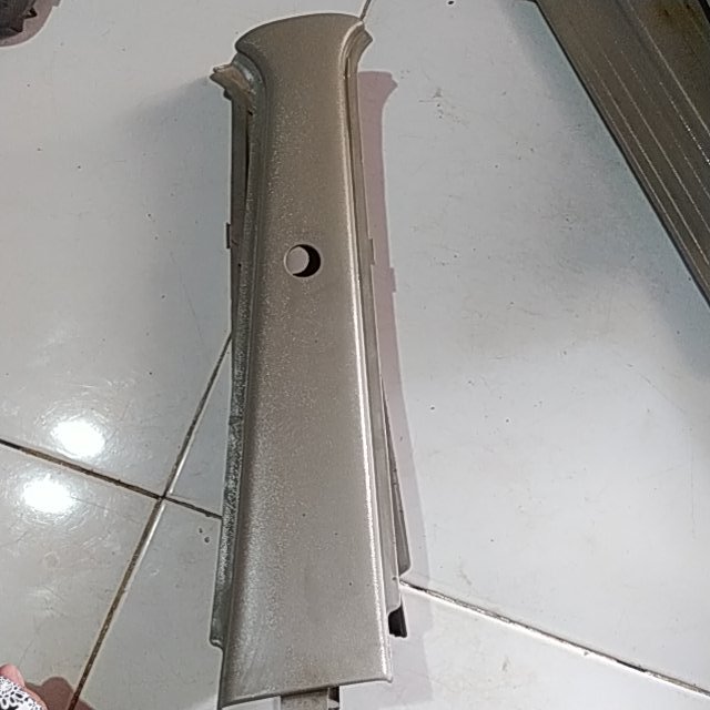 T0000616 PILAR TENGAH AVANZA LAMA 1 SET