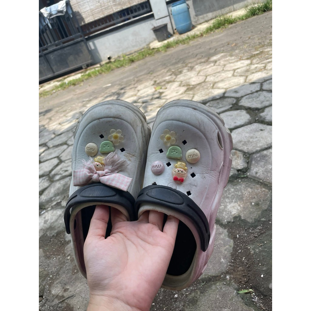 preloved sandal baim