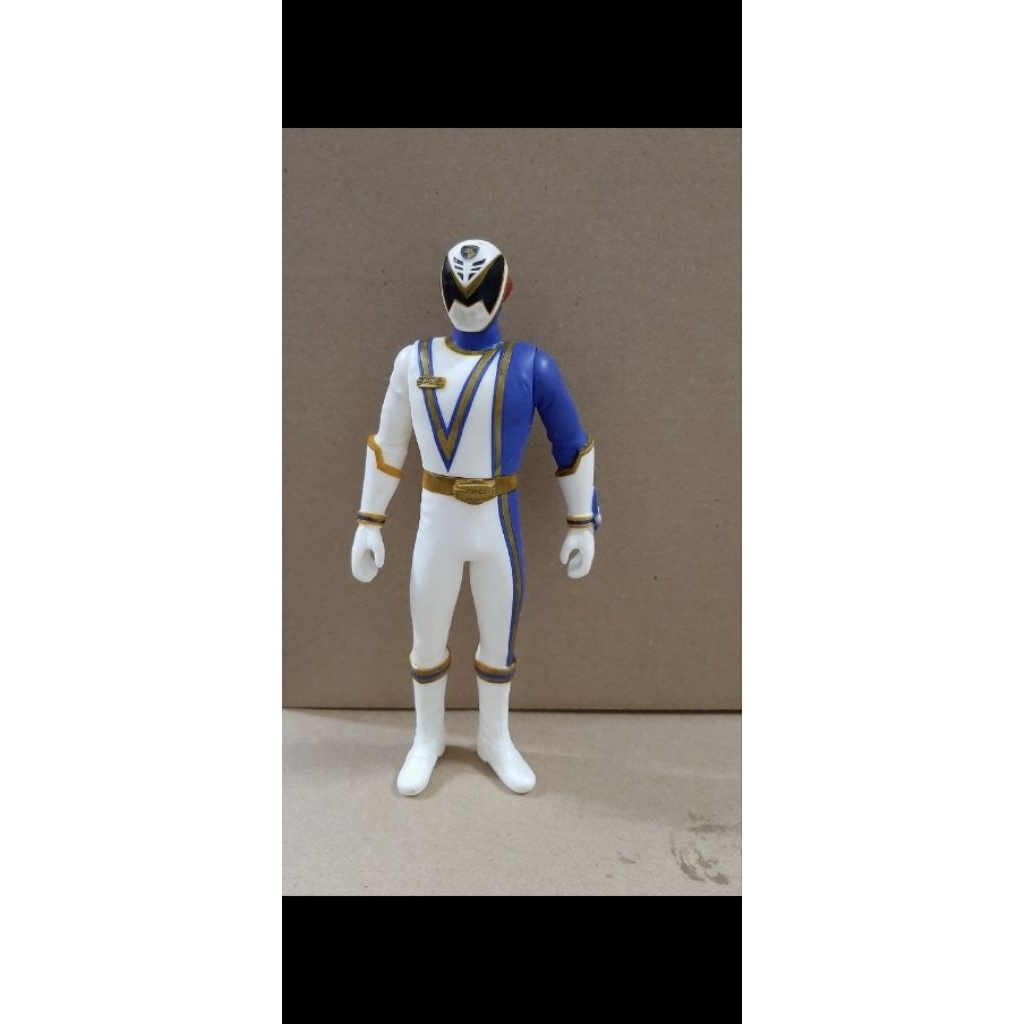 Figure power rangers omega