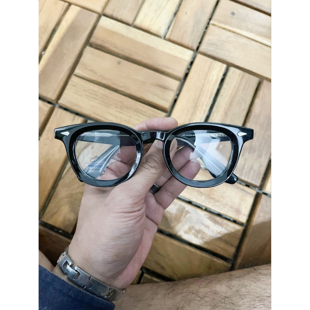 MOSCOT