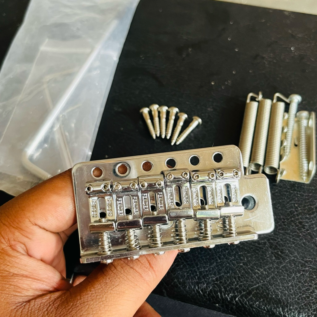 tremolo bridge 6srew vintage FENDER stratocester original - tremolo bridge semi updown gitar elektri