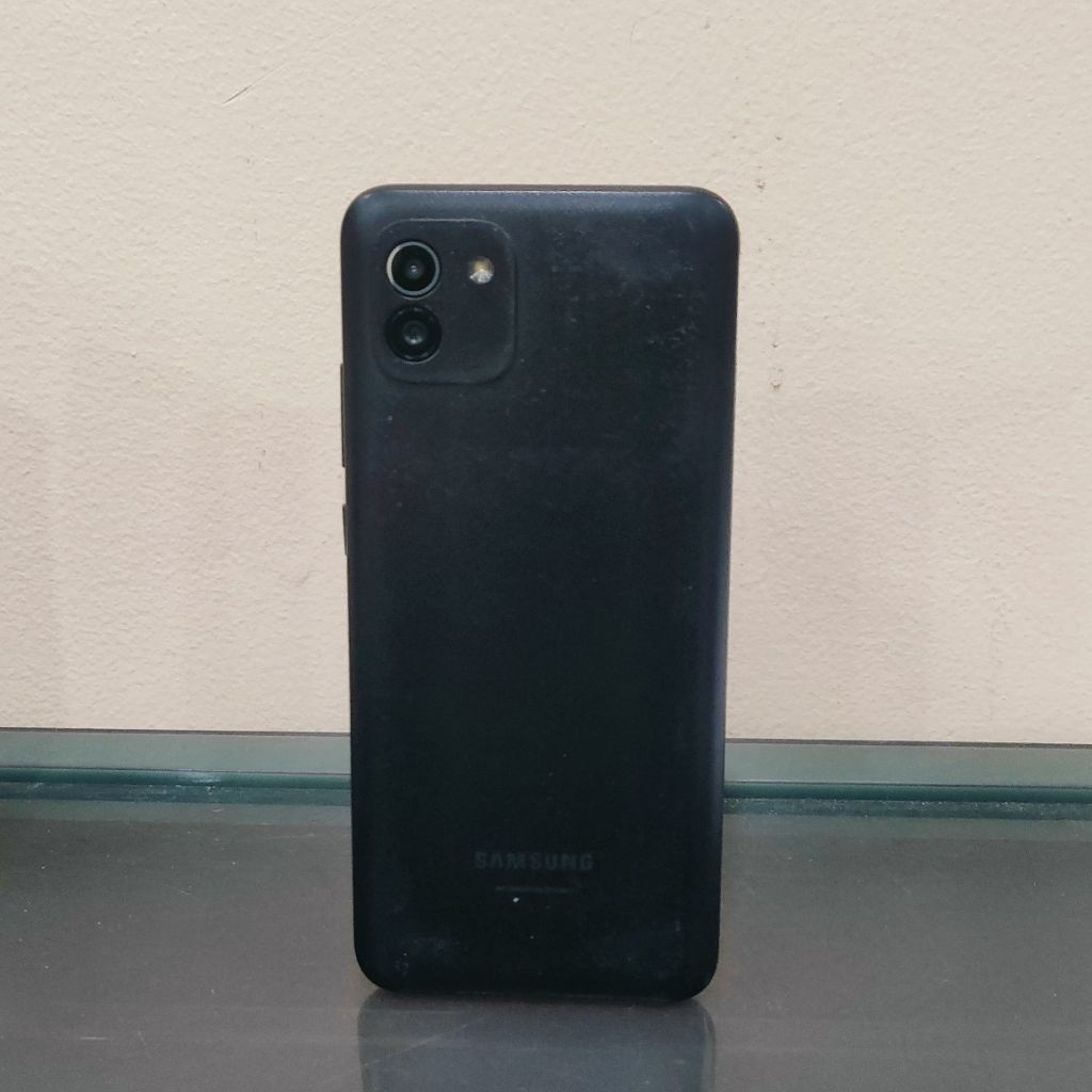 Handphone Samsung Galaxy A03 Ram 3 32 GB (Batangan, Tanpa Charger)