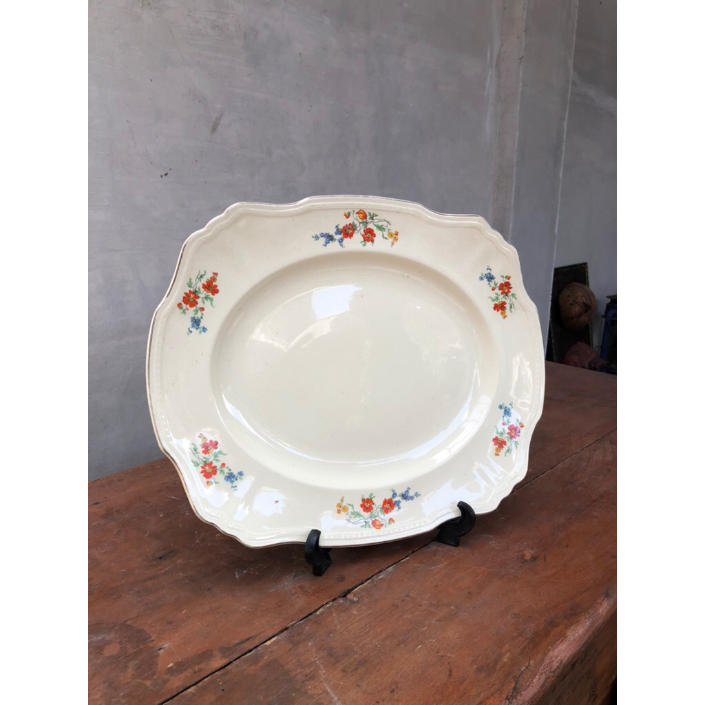 Hiasan dinding piring tua antik Made in england