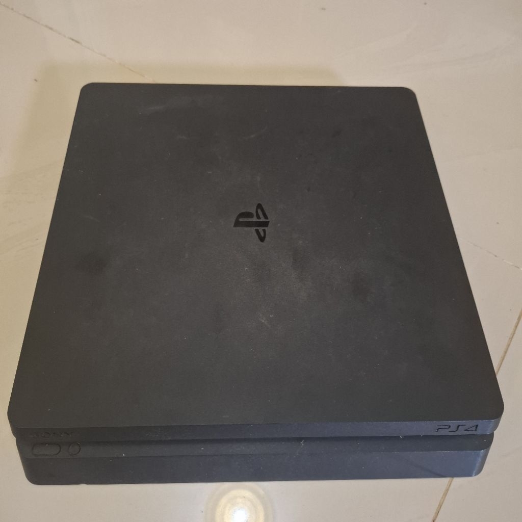 PS4 Slim  500GB- Second