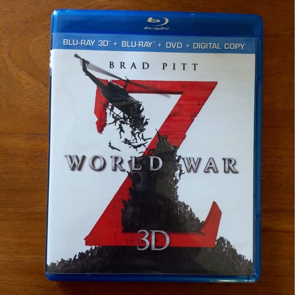 Blu-ray Import World War Z (Blu-ray 2D& DVD + Digital Code only)