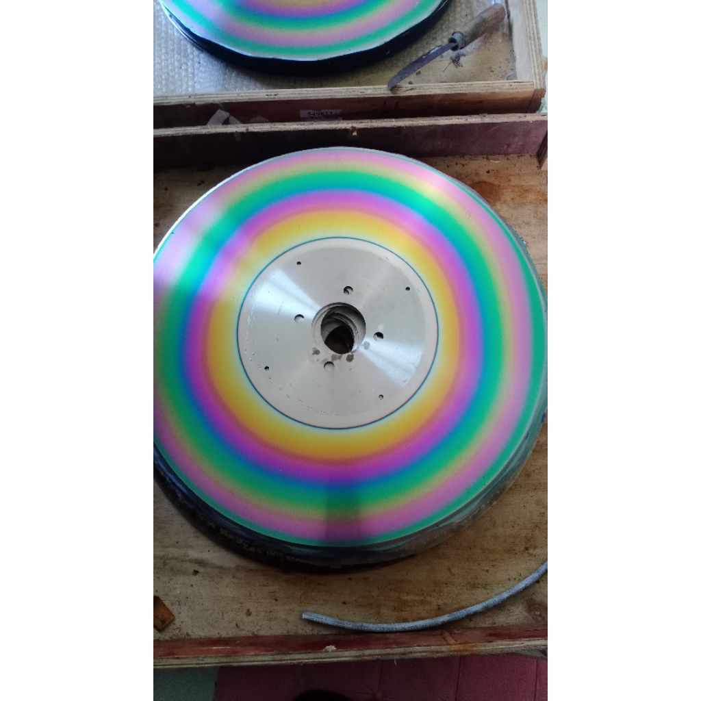 Bahan Baja D2 pelangi Universal cap hisr