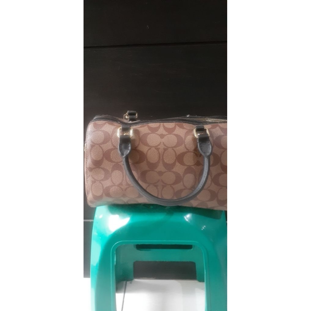 tas coach speedy
