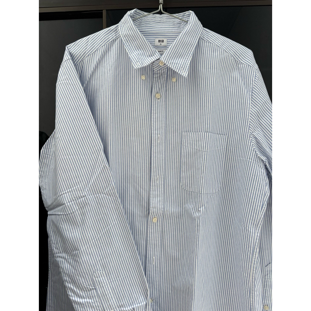 [Preloved] Kemeja Oxford Slim Fit Uniqlo