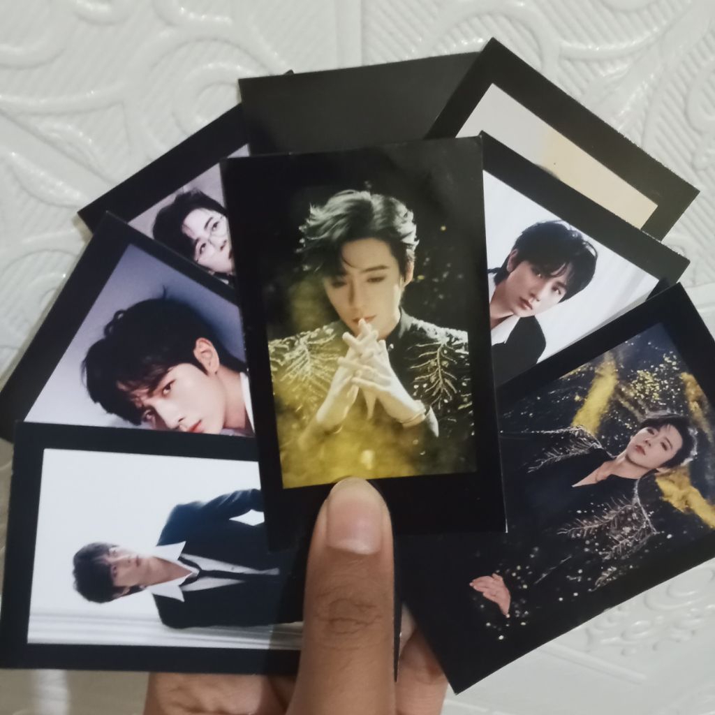 Cetak Foto 2R Polaroid Hitam