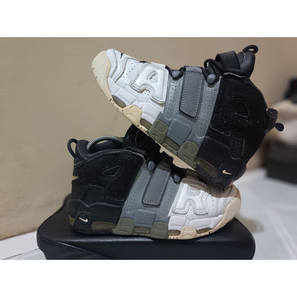 Sepatu Nike Air More Uptempo Size 40 Insole 25
