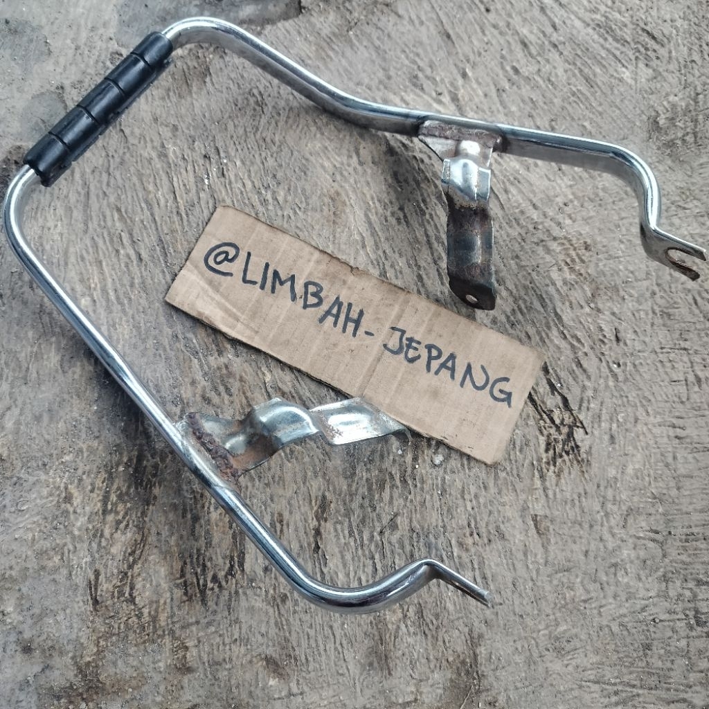 behel begel pegangan belakang Honda Astrea prima Original second