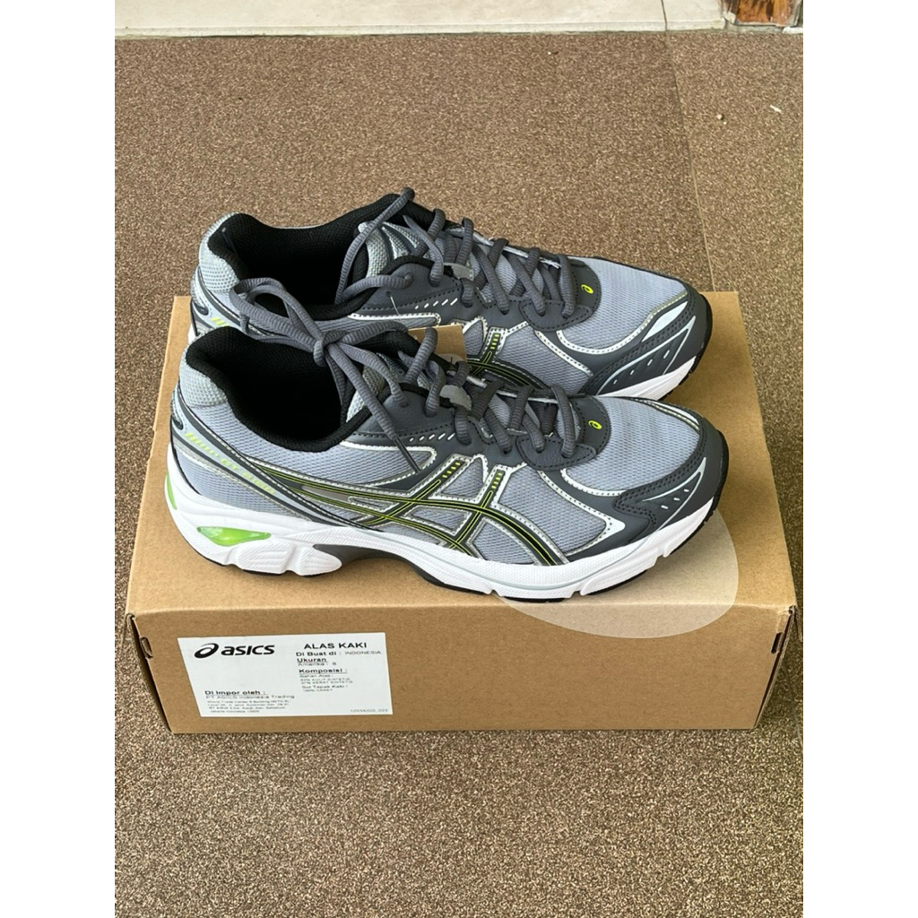 Sepatu-ASICS GT-2160.
